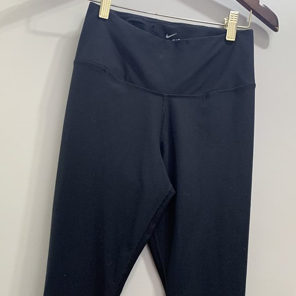 Nike Dri-Fit Leggings Black, Size Medium - Picture 1 of 6